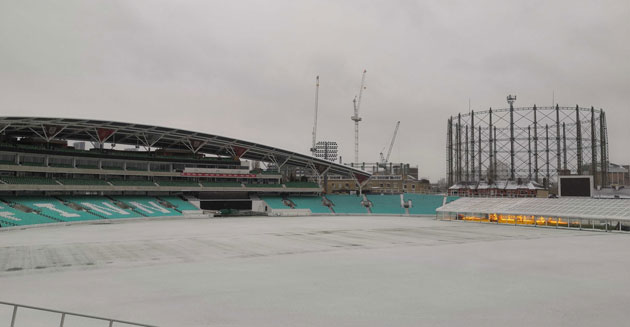 Gallery: Snow covers The Kia Oval