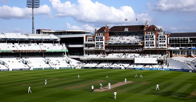 Surrey bat through third day v Somerset