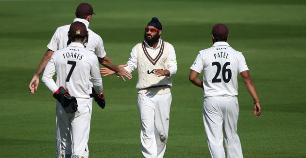 Surrey spend opening day v Glamorgan in the field
