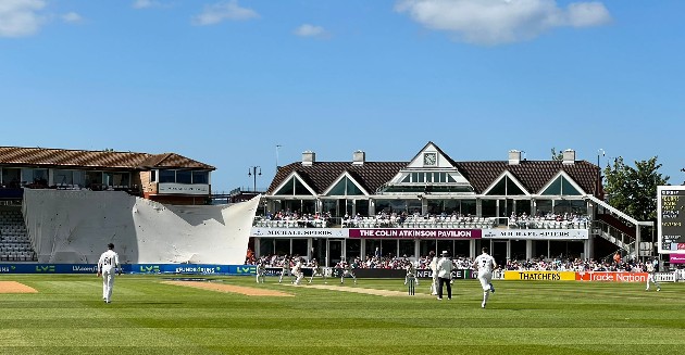 Quicks to the fore as Surrey start strongly at Taunton