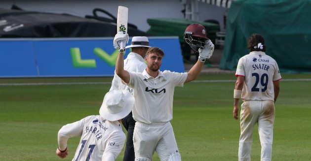 Will Jacks smashes Surrey into lead
