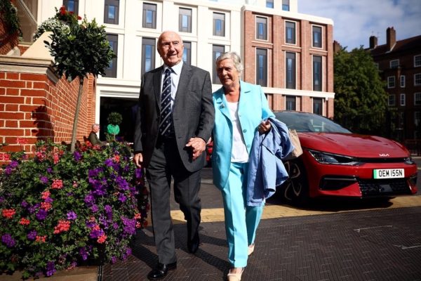 F613228E-47FC-4930-B374-87052D267FE9