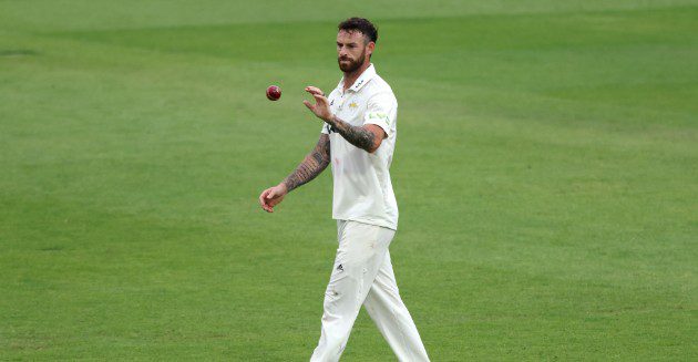 Lancashire vs Surrey: Day One Highlights