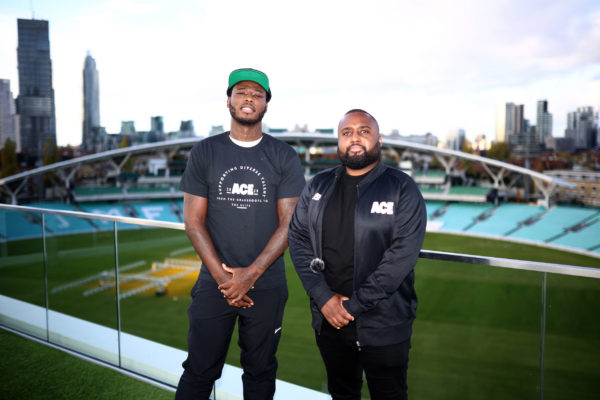 LONDON, ENGLAND - NOVEMBER 09: Boxer Isaac Chamberlain visits The Kia Oval to try his hand at cricket after being announced as an ambassador for The ACE Programme at The Kia Oval on November 09, 2022 in London, England. (Photo by Ben Hoskins/Getty Images for Surrey CCC)