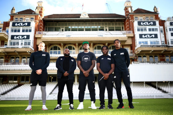 LONDON, ENGLAND - NOVEMBER 09: Boxer Isaac Chamberlain visits The Kia Oval to try his hand at cricket after being announced as an ambassador for The ACE Programme at The Kia Oval on November 09, 2022 in London, England. (Photo by Ben Hoskins/Getty Images for Surrey CCC)
