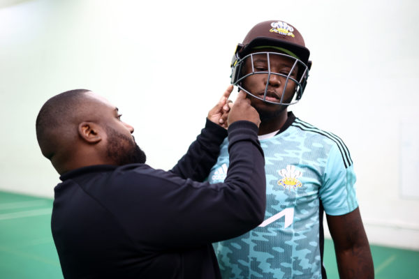 LONDON, ENGLAND - NOVEMBER 09: Boxer Isaac Chamberlain visits The Kia Oval to try his hand at cricket after being announced as an ambassador for The ACE Programme at The Kia Oval on November 09, 2022 in London, England. (Photo by Ben Hoskins/Getty Images for Surrey CCC)