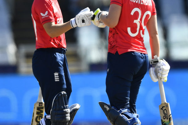 CAPE TOWN, SOUTH AFRICA - FEBRUARY 21: Amy Jones of England and Nat Sciver-Brunt of England during the ICC Women's T20 World Cup match between England and Pakistan at Newlands Cricket Ground on February 21, 2023 in Cape Town, South Africa. (Photo by Ashley Vlotman/Gallo Images)