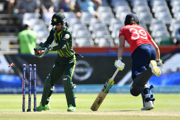 CAPE TOWN, SOUTH AFRICA - FEBRUARY 21: Nat Sciver-Brunt of England not out during the ICC Women's T20 World Cup match between England and Pakistan at Newlands Cricket Ground on February 21, 2023 in Cape Town, South Africa. (Photo by Ashley Vlotman/Gallo Images)