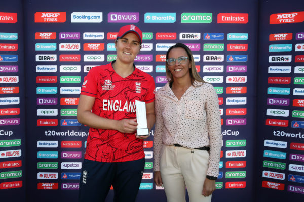 CAPE TOWN, SOUTH AFRICA - FEBRUARY 21: Nat Sciver-Brunt of England poses alongside Alexis Le Breton after being named Player of the Match following the ICC Women's T20 World Cup group B match between England and Pakistan at Newlands Stadium on February 21, 2023 in Cape Town, South Africa. (Photo by Jan Kruger-ICC/ICC via Getty Images)