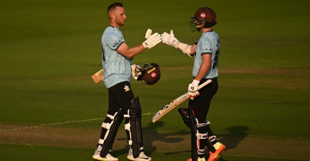 Laurie Evans century gives Surrey victory at Glamorgan