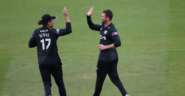 Surrey pull off thrilling last ball victory over Nottinghamshire