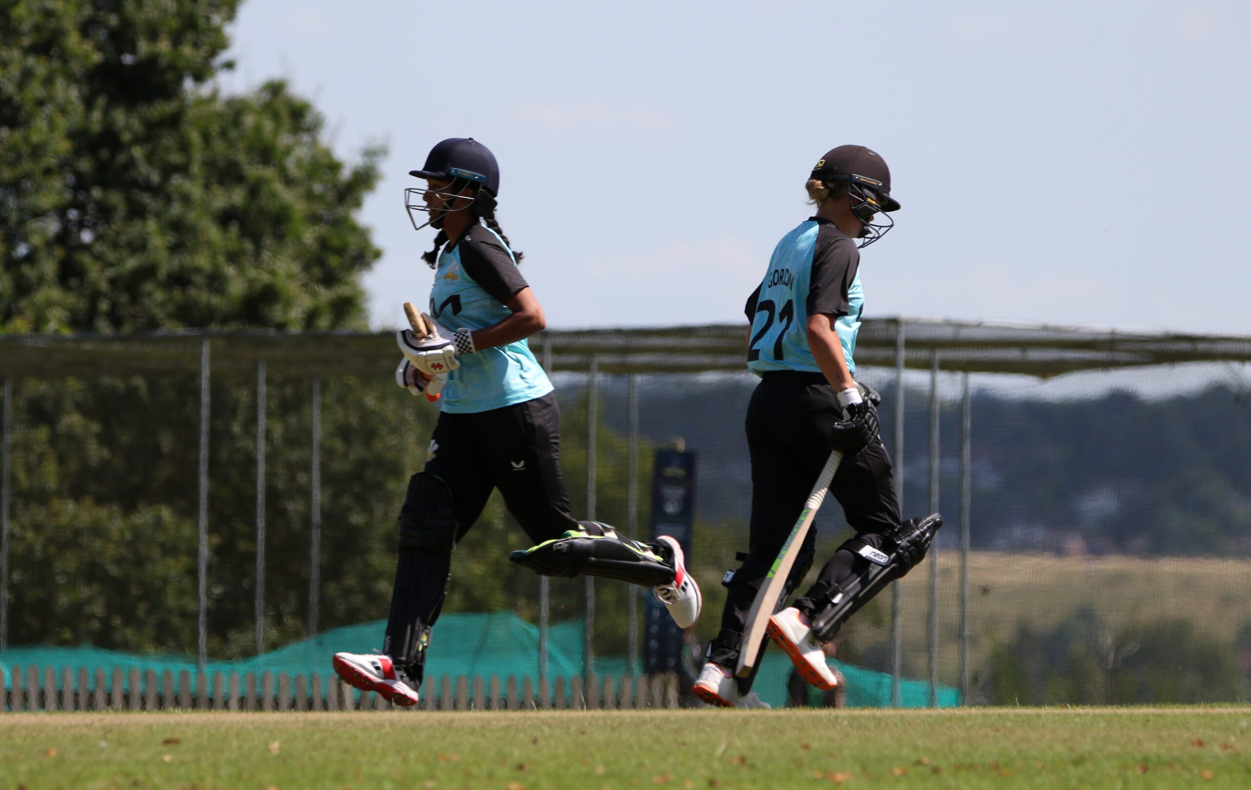 Surrey see off Essex and Buckinghamshire in Weybridge