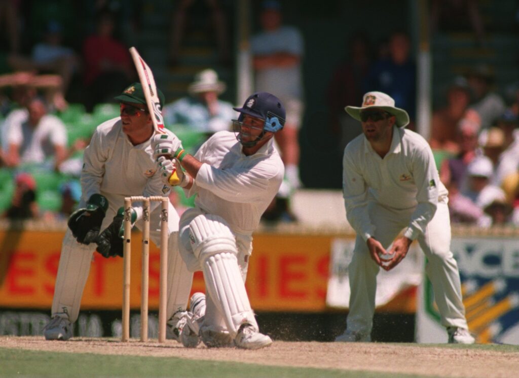 ASHES TOUR THORPE SWEEPS