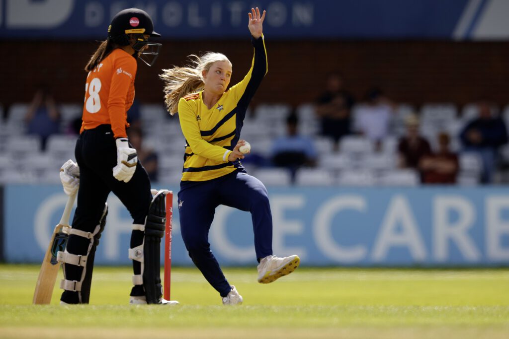 South East Stars v Southern Vipers - Charlotte Edwards Cup Semi Final