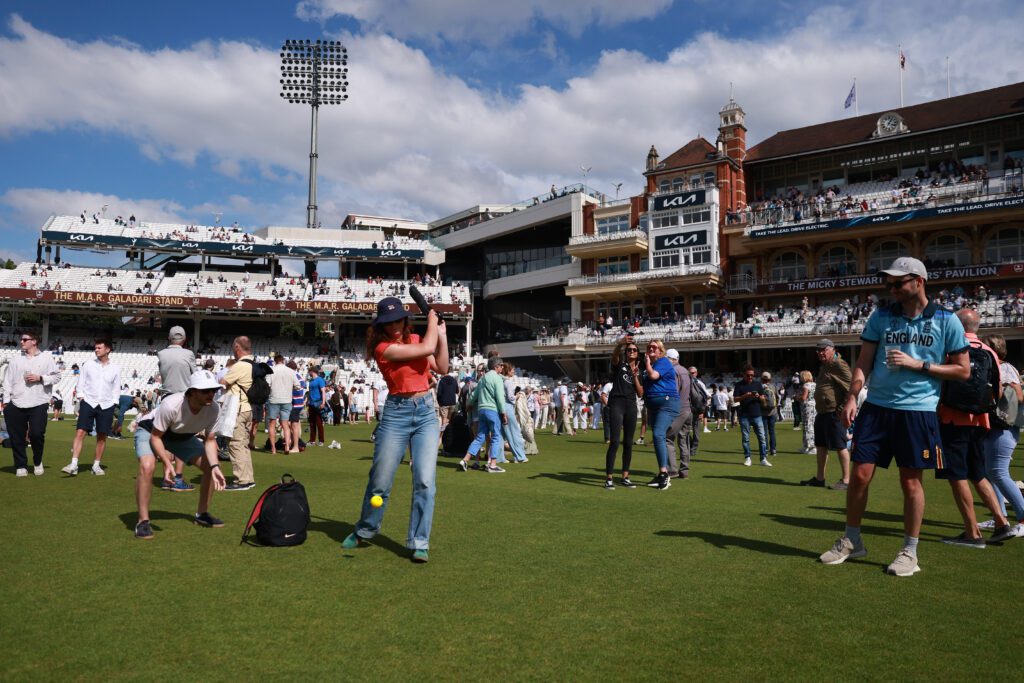 Surrey v Essex - Vitality County Championship