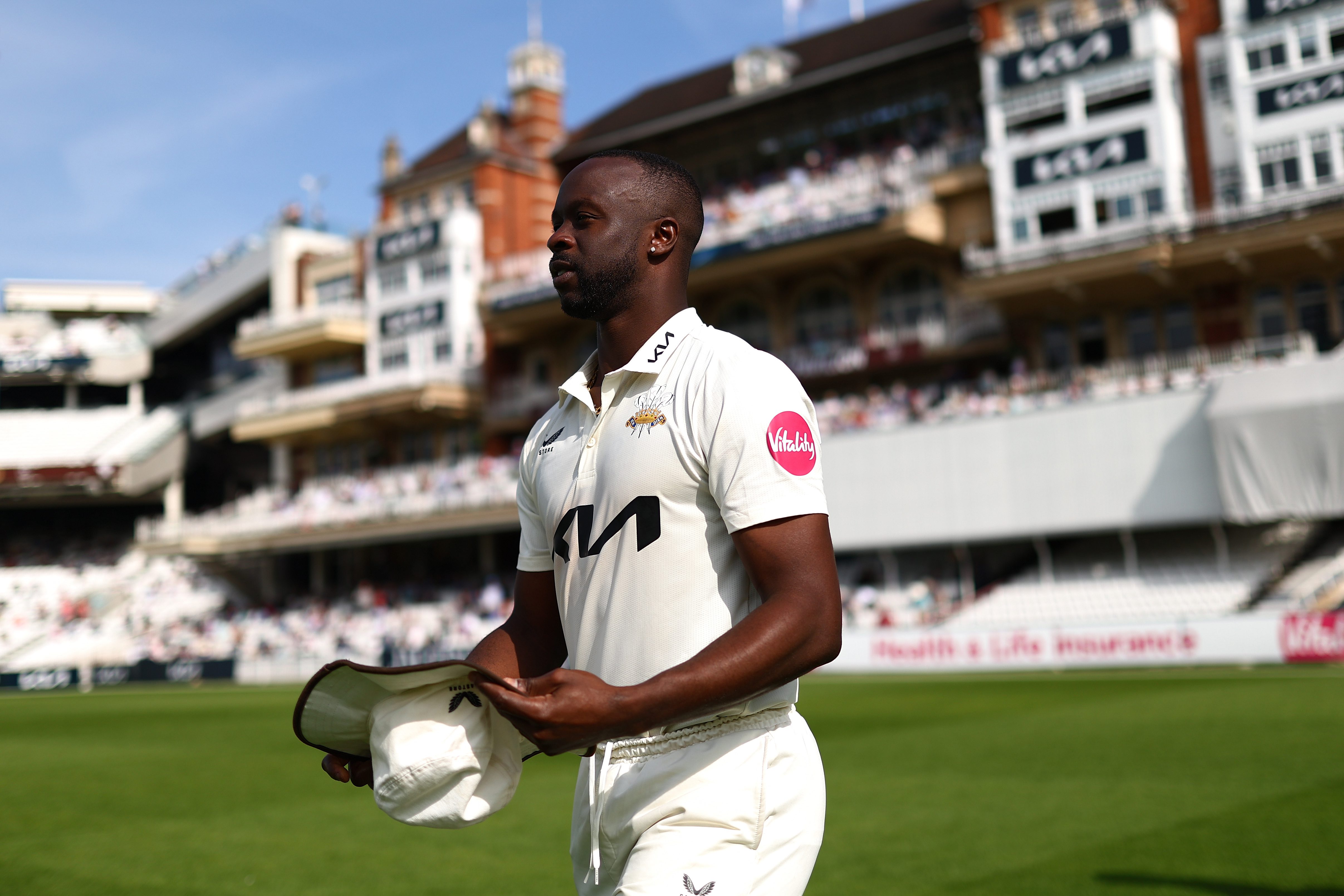 Kemar Roach returns to Surrey