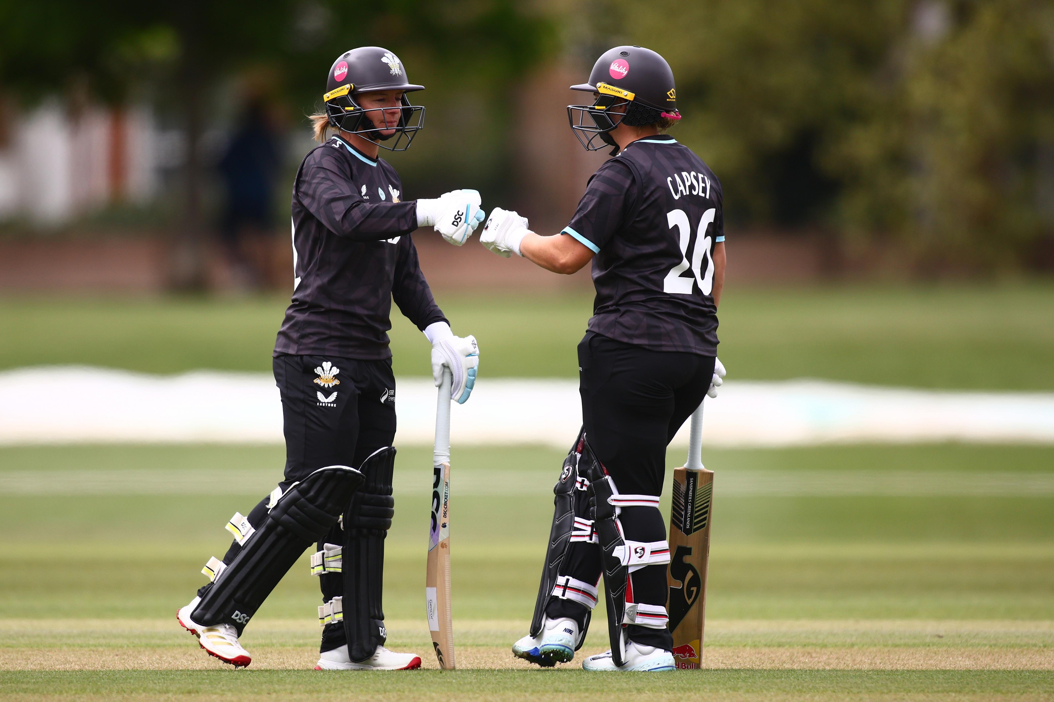 Last ball thriller secures Somerset win over Surrey in season opener