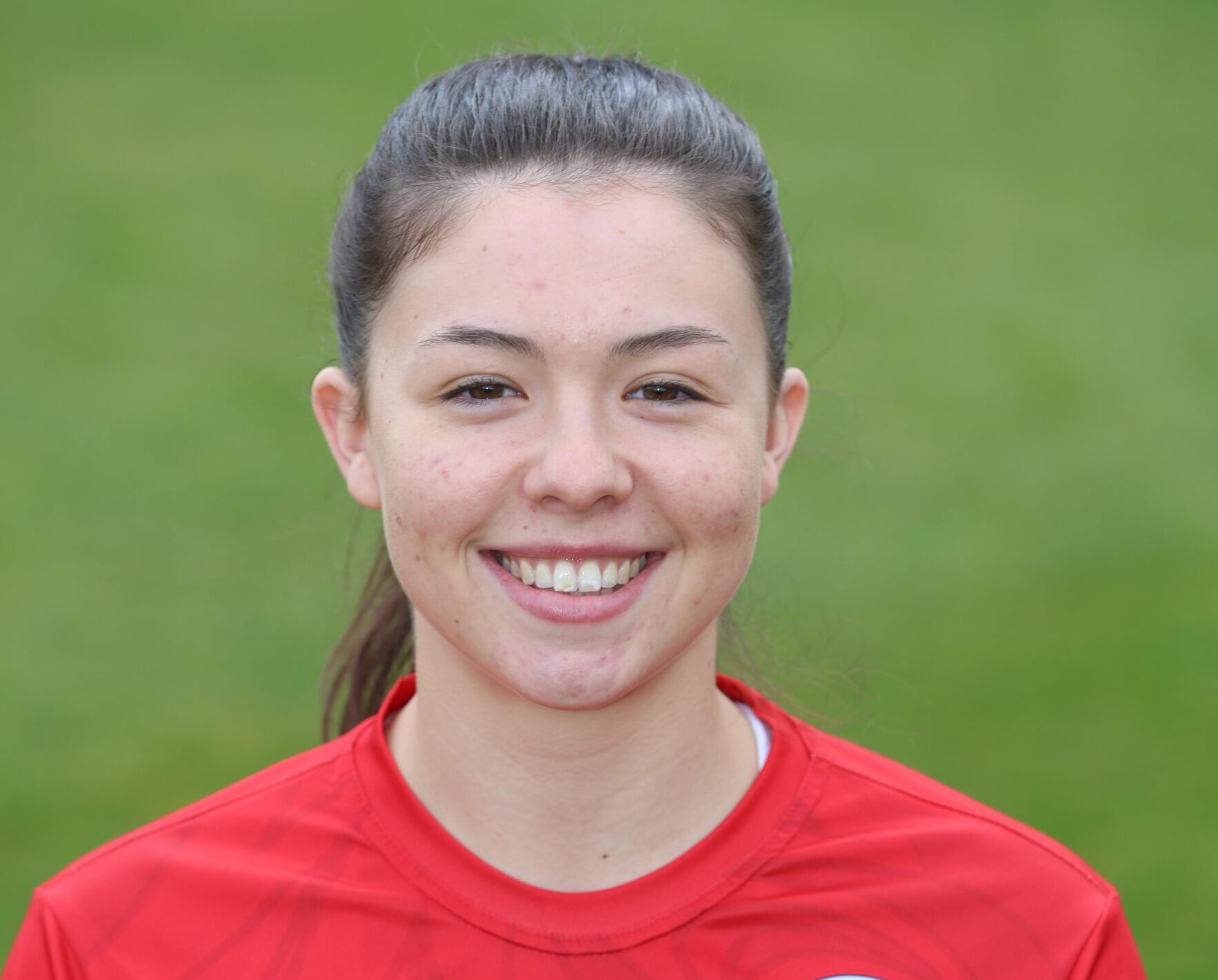 Surrey loan Alice Clarke for remainder of the County Cup