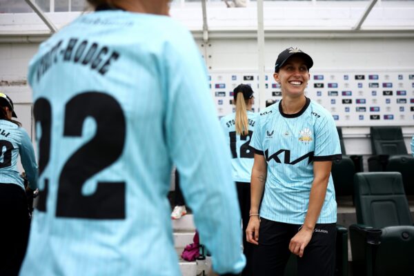 Surrey v Durham Cricket - Vitality Blast Women LONDON, ENGLAND - JUNE 08: Tash Farrant of Surrey during the Vitality Blast Women's match between Surrey and Durham Cricket at The Kia Oval on June 08, 2025 in London, England. (Photo by Ben Hoskins/Getty Images for Surrey CCC)