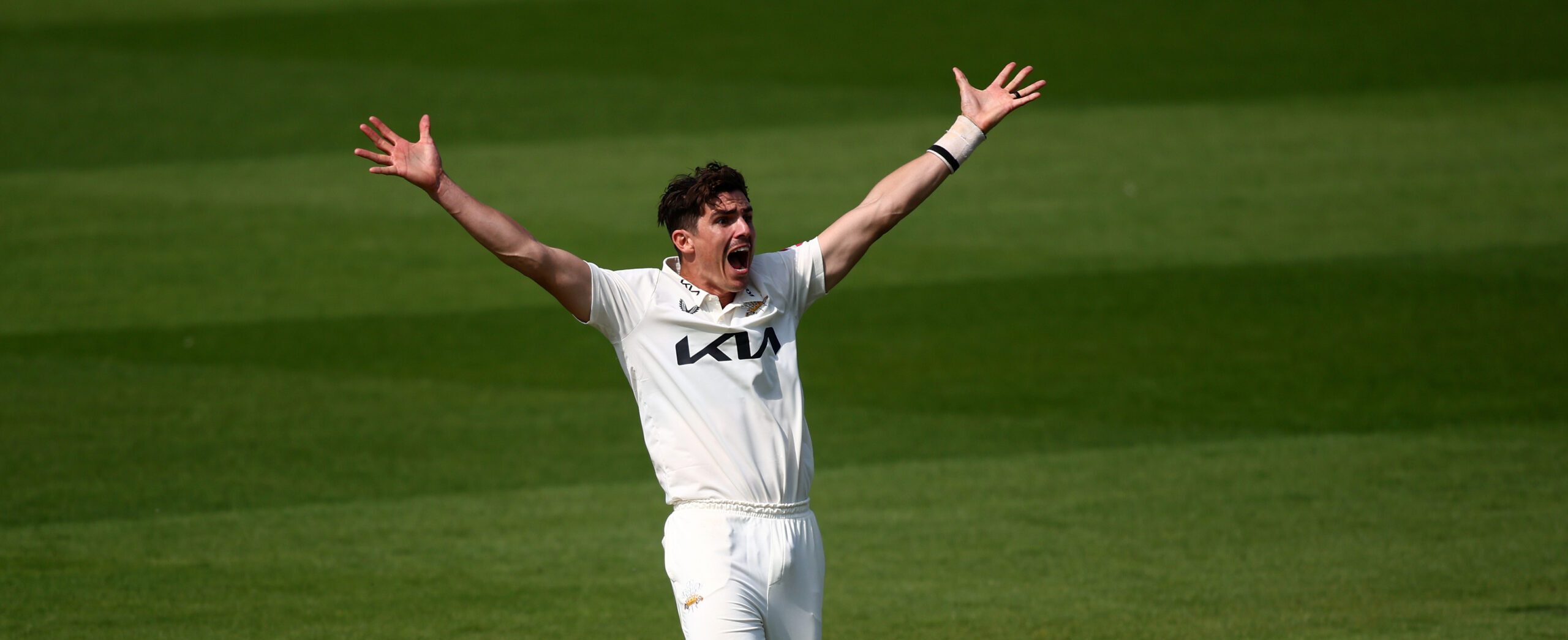 Sean Abbott returns to Surrey in 2026