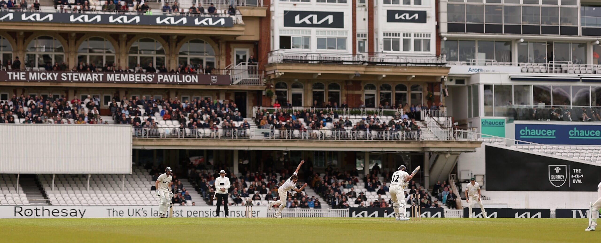 Free County Championship tickets this weekend for London Marathon runners