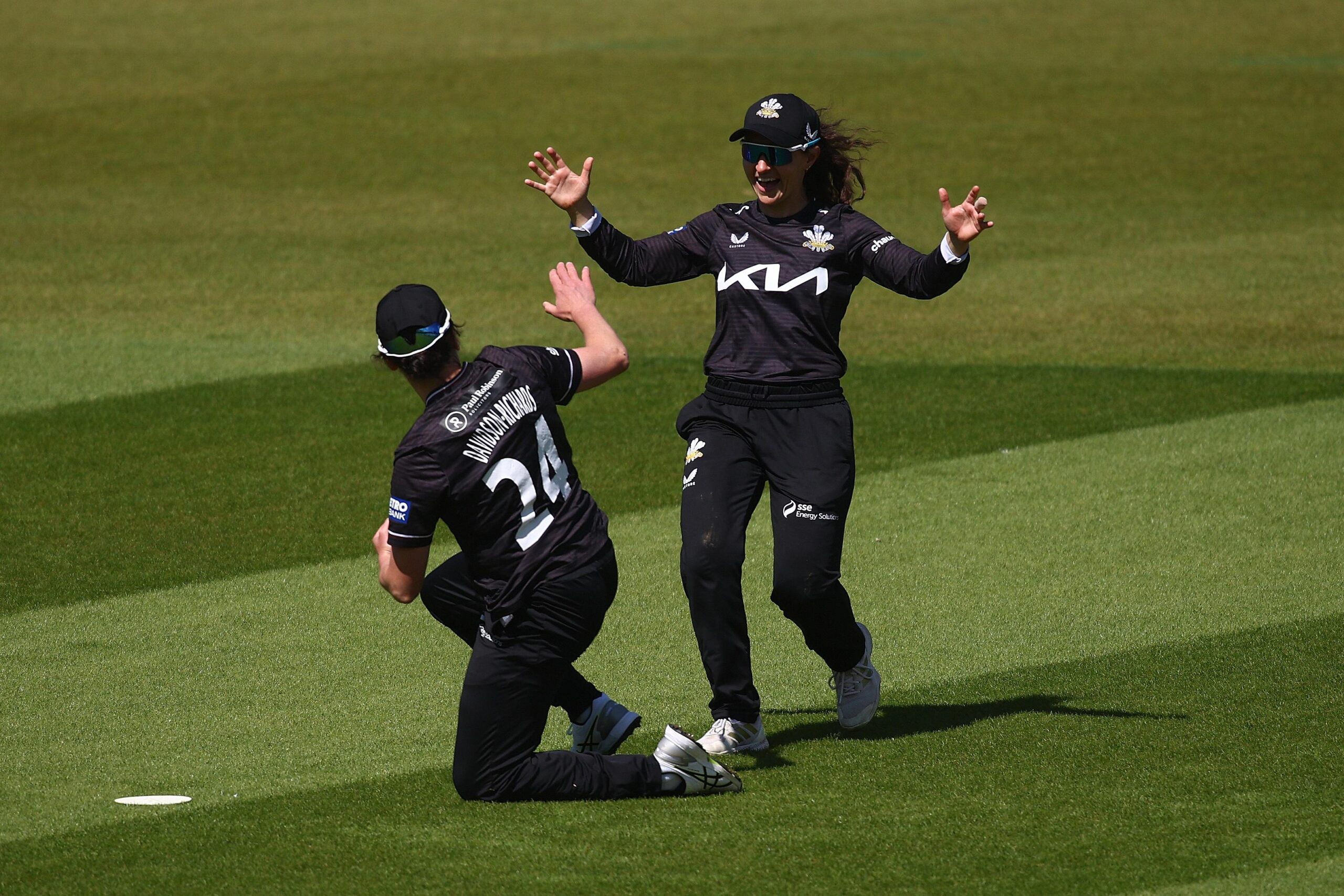 Surrey secure important win at home over Essex
